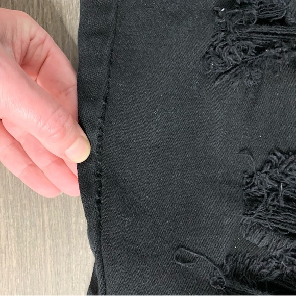 Almost Famous Women's Jeans Distressed Skinny Straight Leg Black Rips Size 20 - Picture 6 of 11